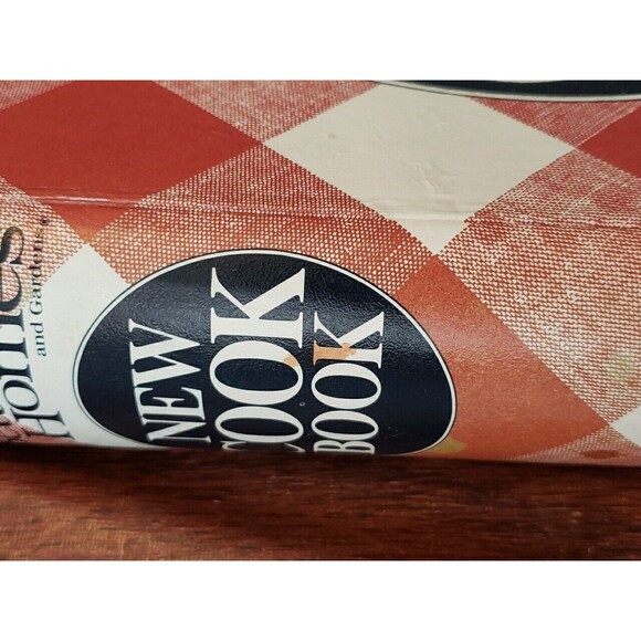 Better Homes & Gardens New Cookbook vintage 1981 - 9th Ed, 8th Printing 5 Ring - Picture 3 of 8